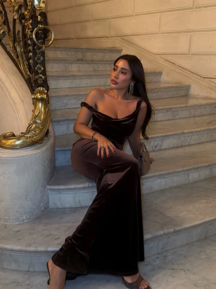 

Women Elegant Strapless Velvet Maxi Dress Sexy Solid Backless Off-shoulder Slim Fishtail Long Dresses Lady Evening Party Gowns