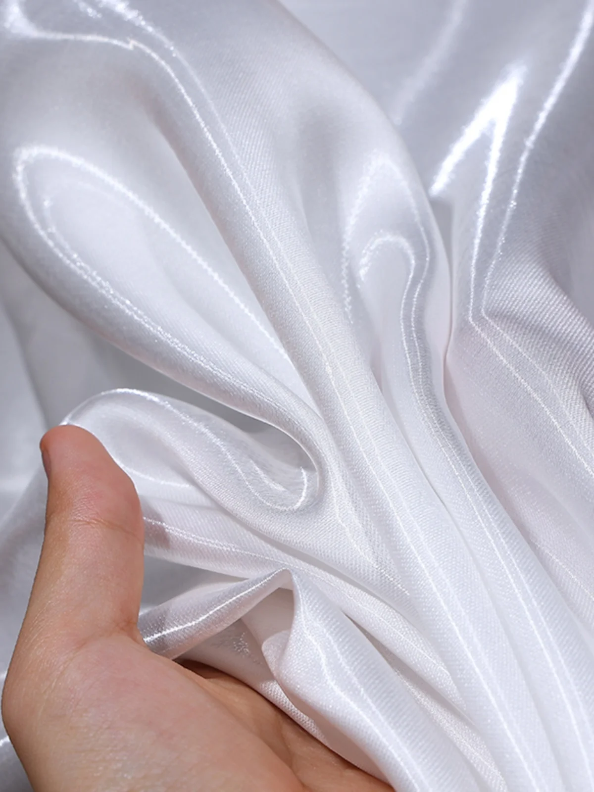 قماش ساتان سائل لامع فاخر عاكس من الساتان DIY فستان الزفاف والسهرات تصميم خلفية مزخرفة من القماش