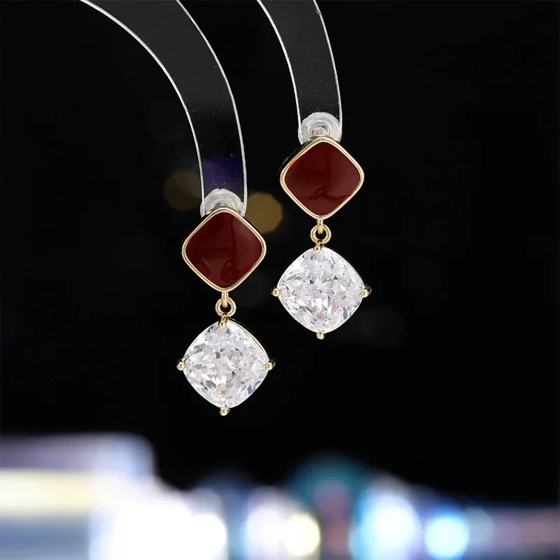 Модные серьги-гвоздики с геометрическим рисунком в стиле ретро, простые осенние и зимние серьги, серьги Ankela с красным сахарным кубиком