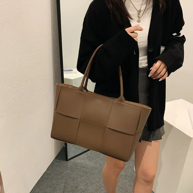 Sacs fourre-tout en cuir de grande capacité pour femmes, sac messager à main tissé classique, initié à la bergame, nouvelle mode de luxe