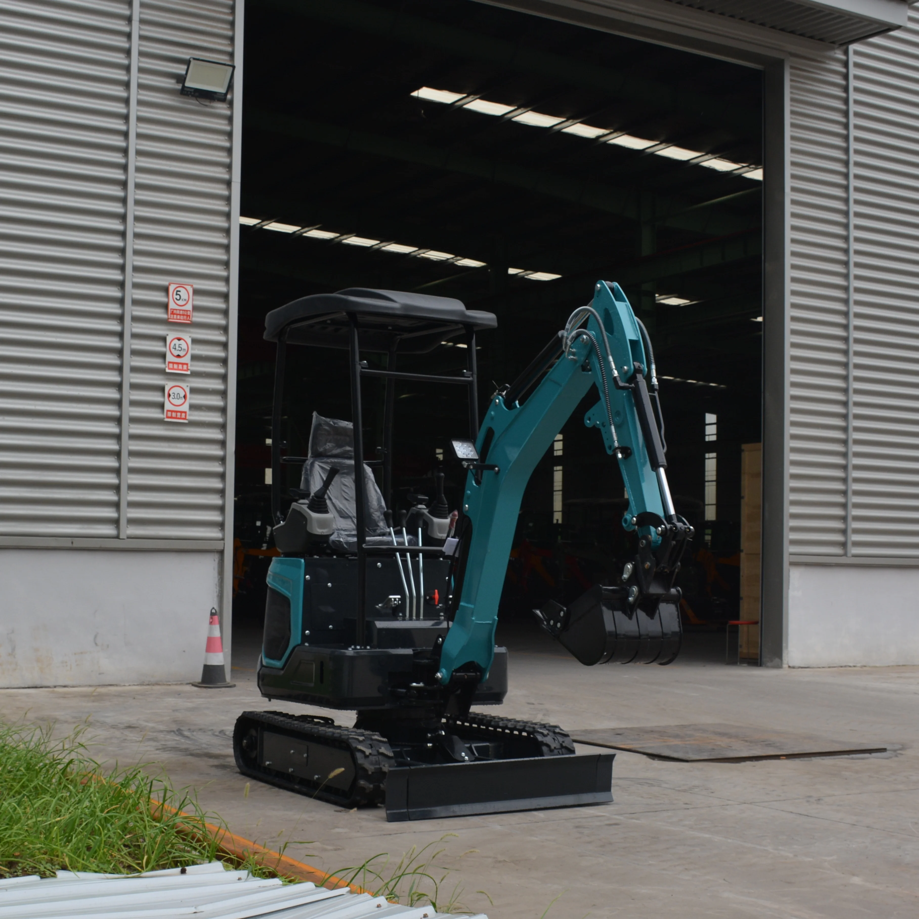 

Экскаватор Мини 1,8 тонны Землеройное оборудование Малый экскаватор для домашнего использования Экскаватор для продажи