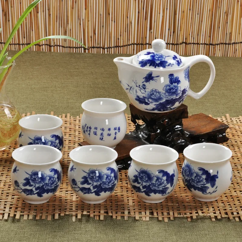 Jingdezhen 7Pcs Tea Set Blue and White Porcelain Double Wall Cup Creative Flower Dragon Moutain Teapot Kung fu tea set Teaware