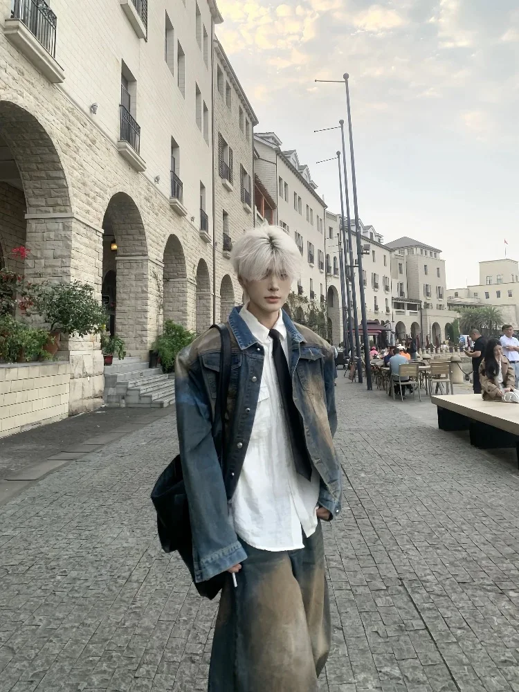 

Мужская куртка для работы, деловая, офисная, для банковских и финансовых работников, профессионалов, руководителей, для деловых встреч, нейтрального стиля.