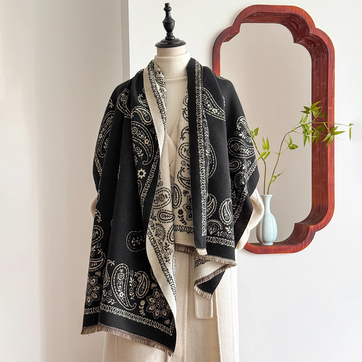 

Женский кашемировый шарф люксового бренда 2025 года — зимняя шаль с кисточками и геометрическим принтом, накидка из пашмины и бандана-пончо