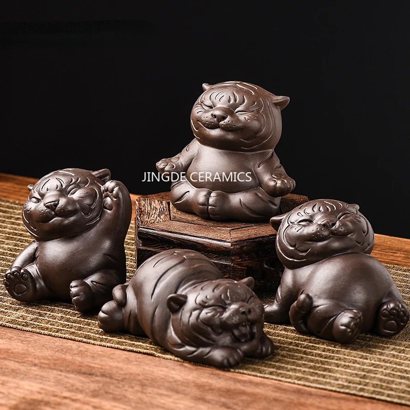 Chinese Purple Clay Tea Pet Handmade Sculpture Animal Decoration Tiger Statue Ornaments Tea Figurine Crafts Tea Set Decor