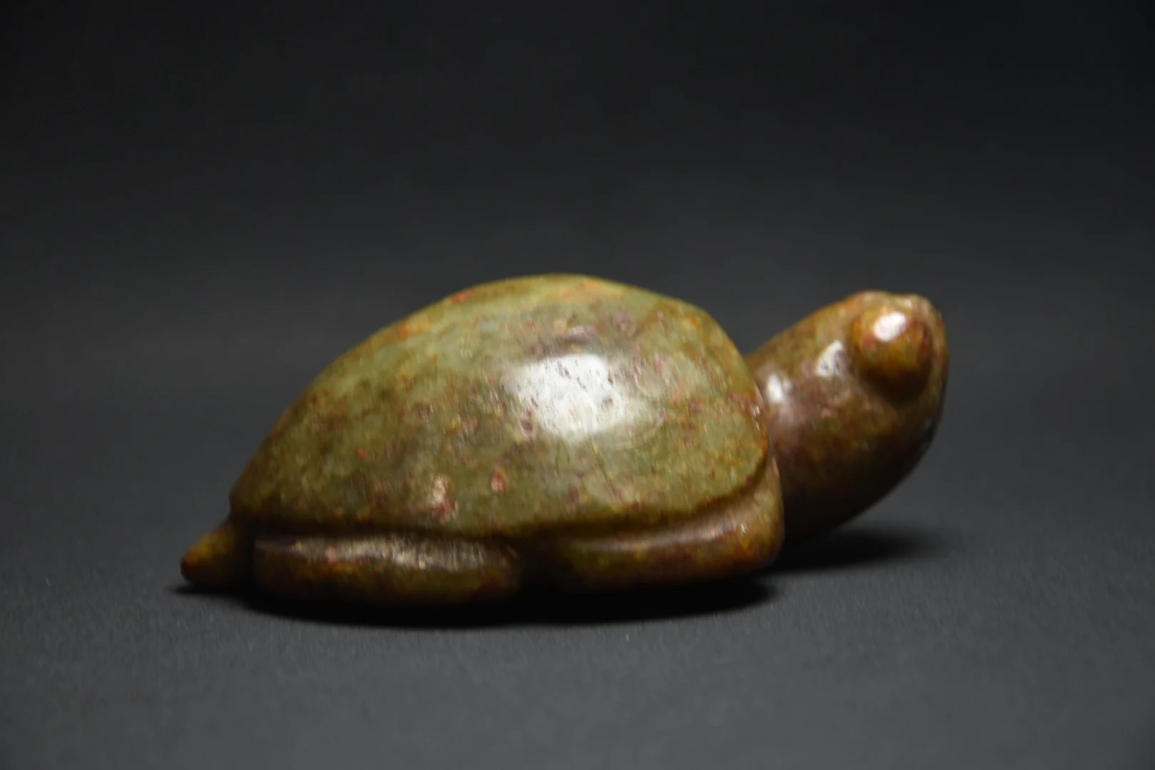 Chinese Hongshan Culture Dahe Grinding Jade Longevity Turtle Ornament Home Decoration