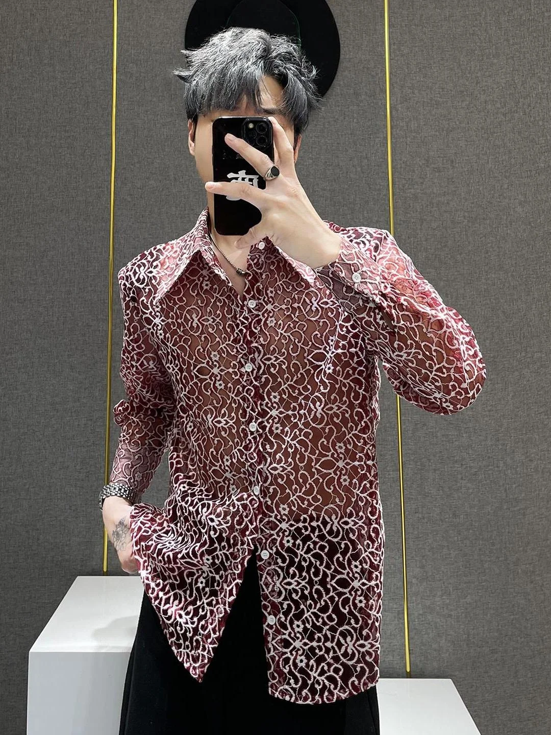 

Lace Hollow out Loose Fit Thin Mens Shirt Nightclub See through Design Long Sleeve Youth Fashion Spring Autumn Casual Shirt