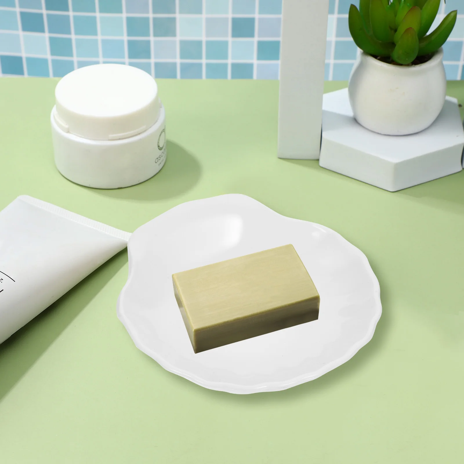 

1pc Shell Shaped Bathroom Dish Decorative Container For Box Bar Convenient Hand Soap Holder Soap Plate Shower Holder