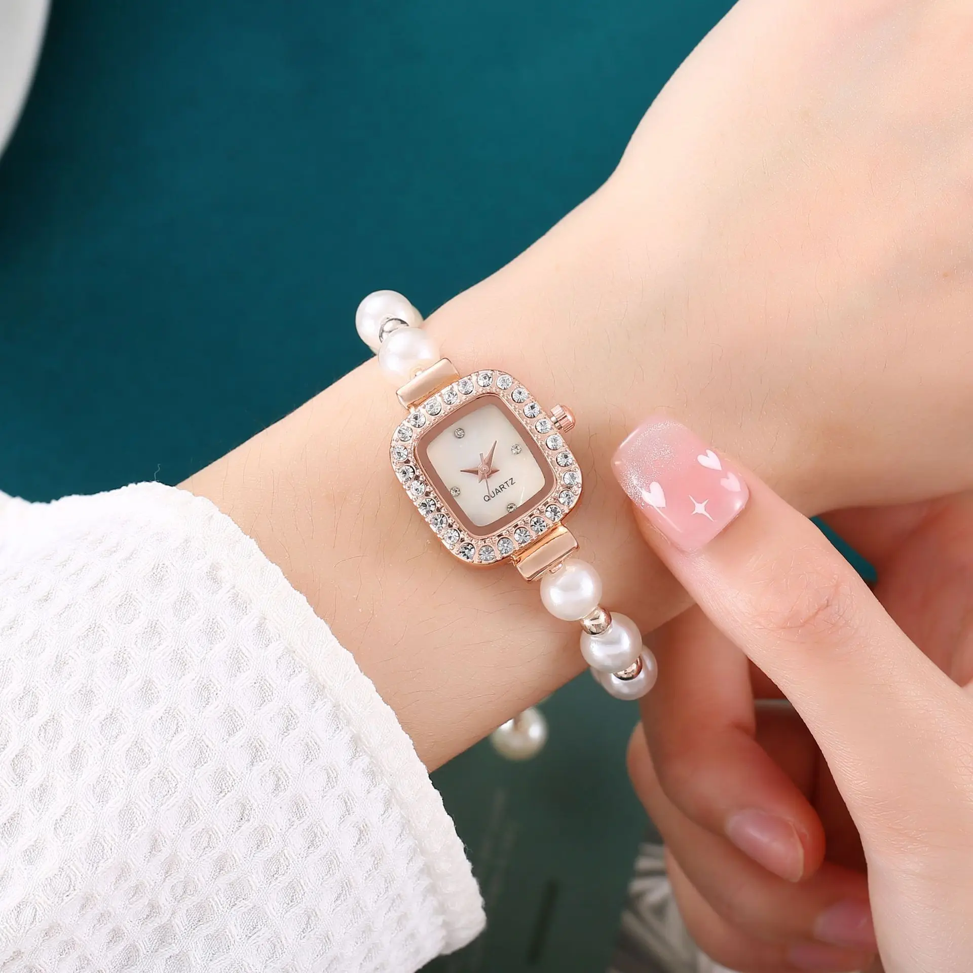 2024 New Fashion Women\'s Watches Simulation Pearl Diamond Square Ladies Watch Pull-up Schoolgirl Bracelet Watches reloj mujer