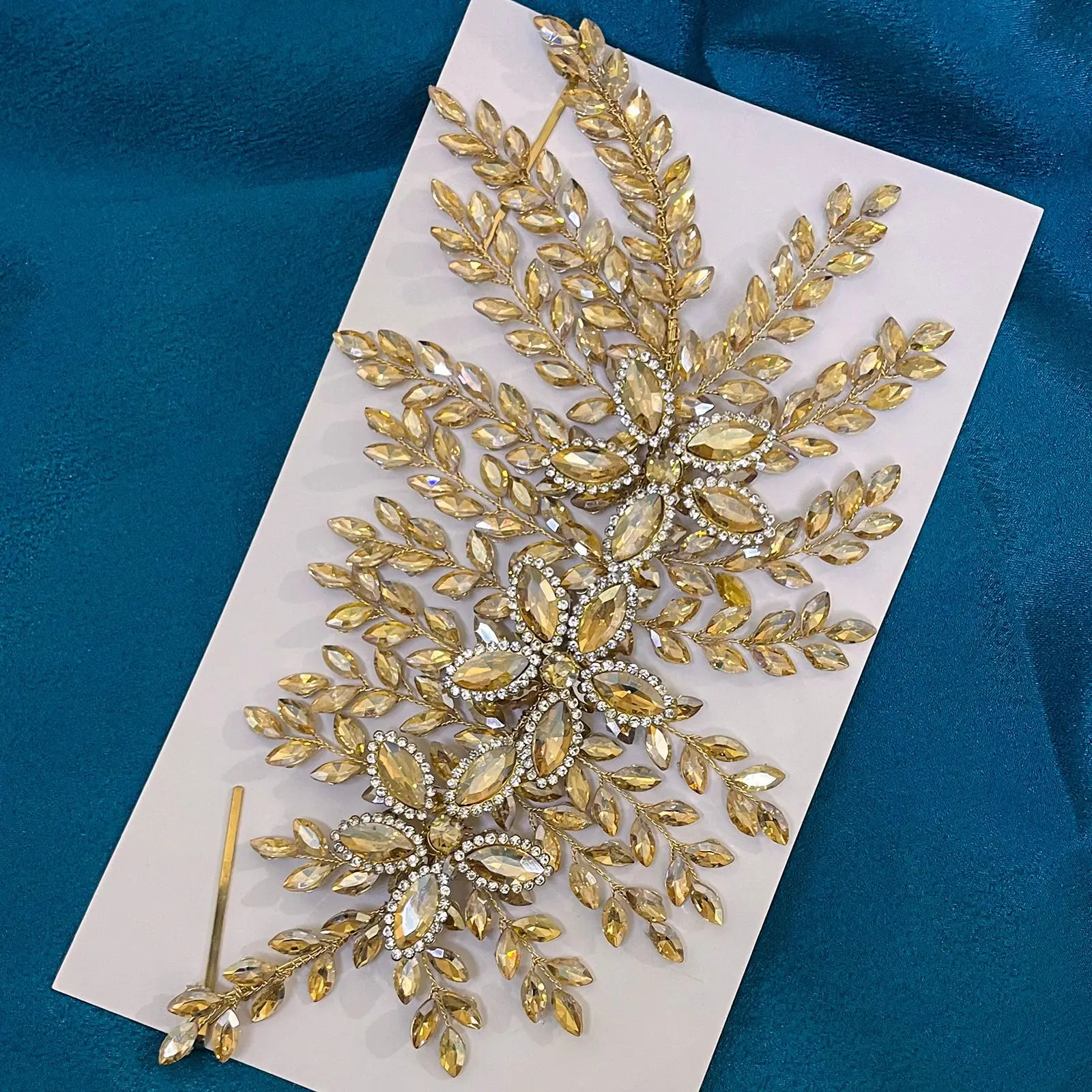 DZ012 Bridal Accessories Crystal Banquet Headdress Bridal Hair Jewelry Headpiece Gift Fashion Bridal Tiaras Baroque Hairbands