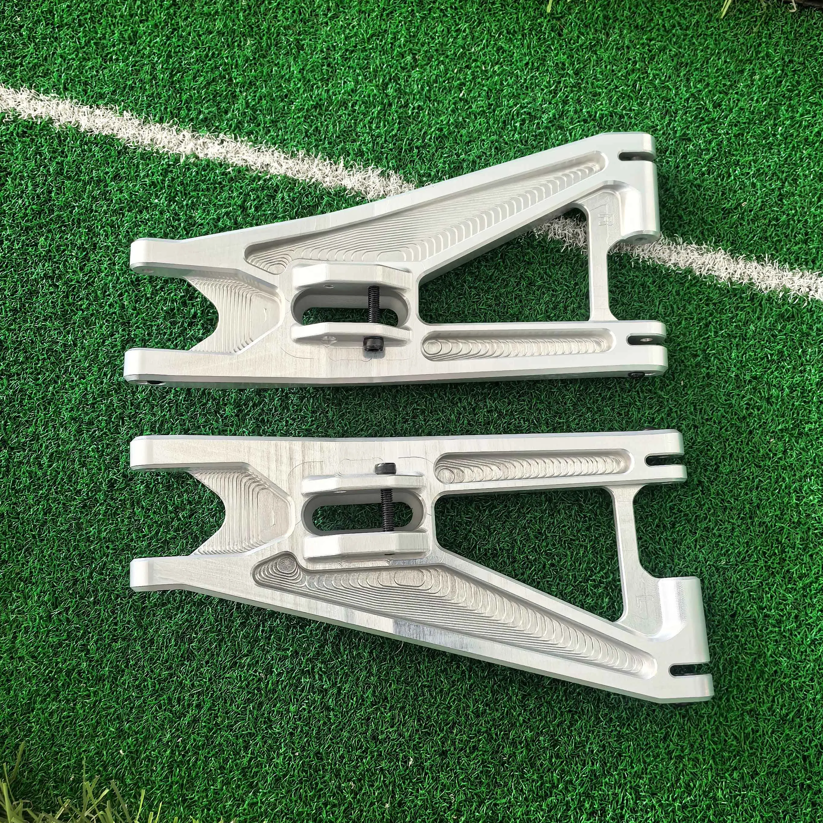 VITAVON CNC Alu7075 Front Lower Arms For TRAXXAS Funco Pro Sand Car 1/6