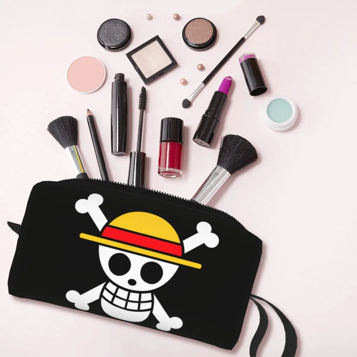 One Piece Team Luffy Toiletry Bag for Women Straw Hat Pirates Skull Cosmetic Makeup Organizer Lady Beauty Storage Dopp Kit Case