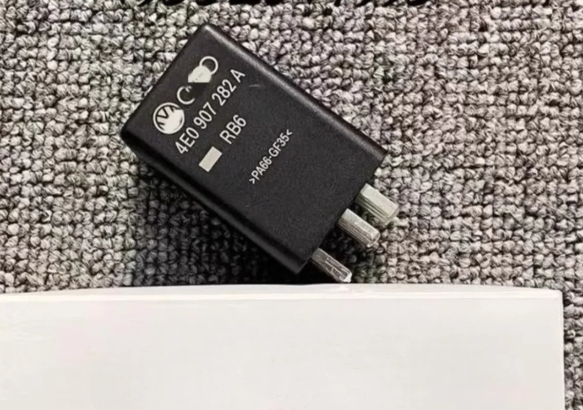 

Glow Plug Relay 639 Genuine Part for Volkswagen Touareg Audi Q7 A6L A8/C6 TDI Diesel