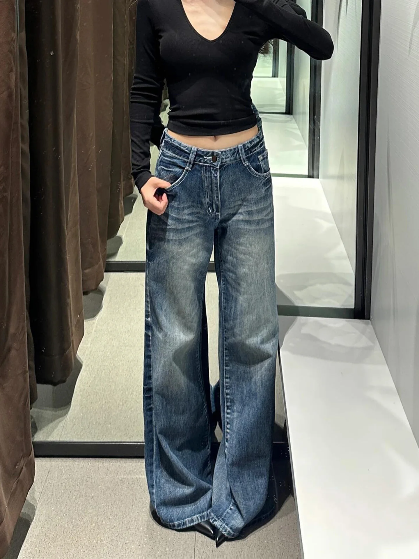 

Retro Washed High Waist Skinny Blue Jeans Women's Wide Leg Slimming Denim Pants Spring 2026 Ladies Fashion Shape Memory