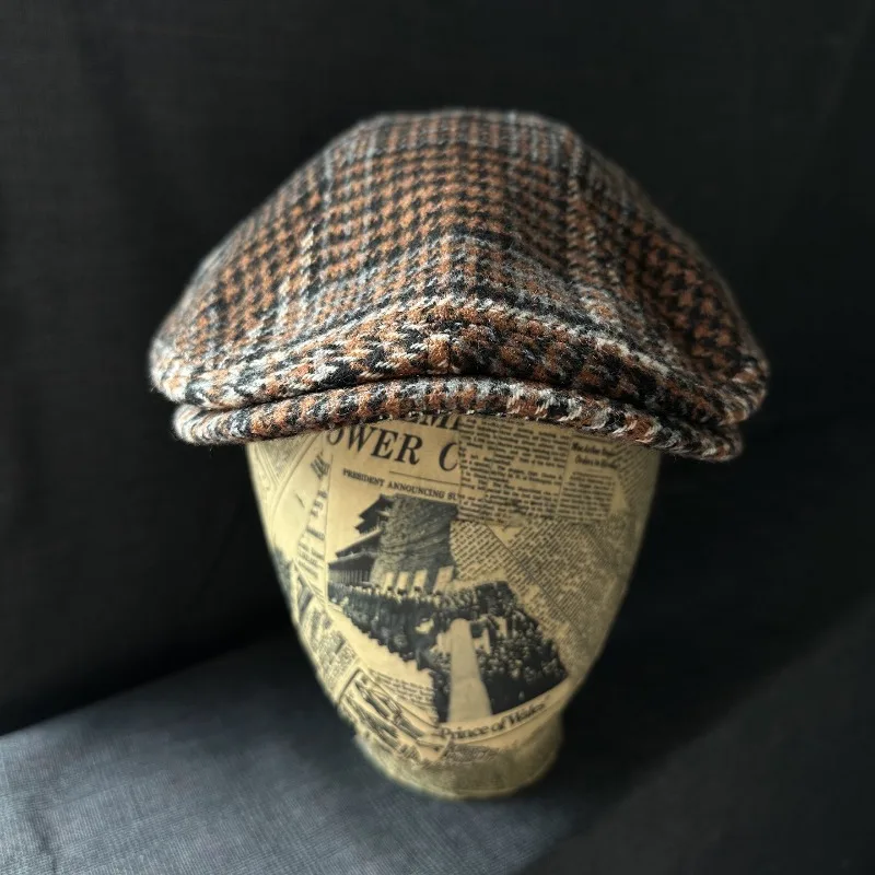 Men Stylish Plaid Forward Cap, Reversible Wear Baseball Hat