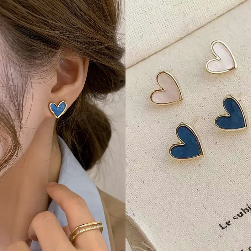 Cute Korean Earrings Heart Bling Zircon Stone Gold Color Trendy Vintage Stud Ear Ring for Women Fashion Jewelry 2024 New Gift