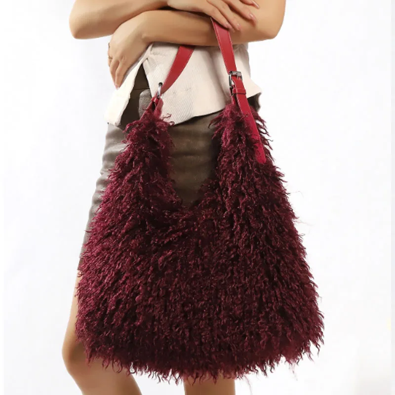 Faux Fur Shoulder Bag Winter Fluffy Women Designer Handbags Large Plush Tote Warm Soft Crossbody Bags for Women Shopper Purses