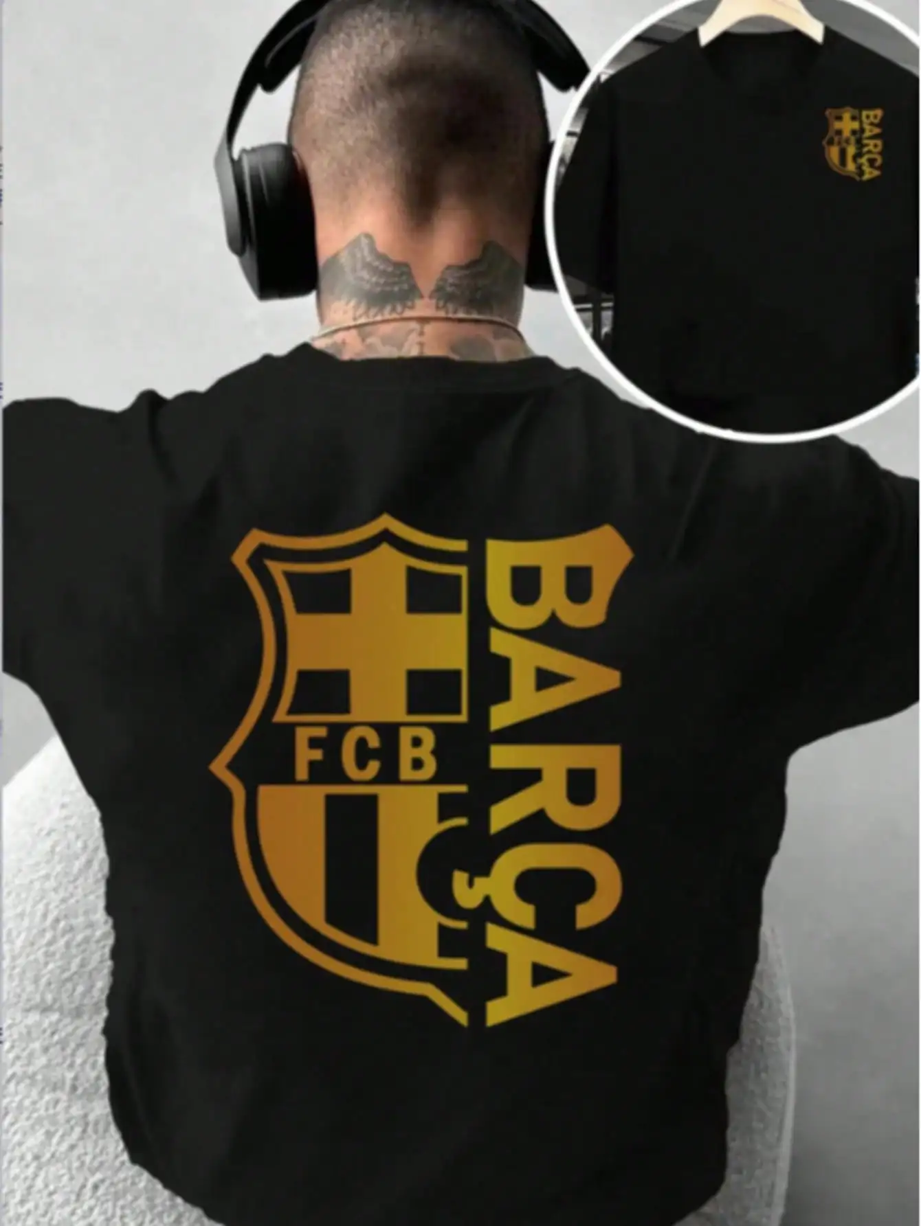 Camiseta Oficial del FC Barcelona para Hombre - Emblema del Camp Nou, Estampado de Mascota, Manga Corta, Ropa Casual para Aficionados