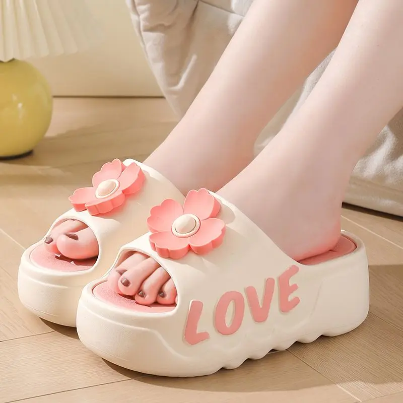 

2025 New 6.5 cm high chunky slippers women's summer indoor slides shoes woman outdoor beach flipflop flower platform EVA slipper