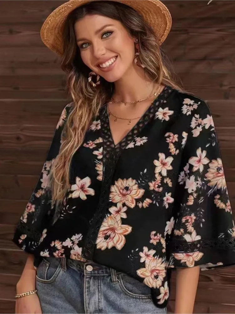 Camisas estampadas con cuello en V para mujer, jersey informal bohemio para vacaciones en la playa, camisa de mangas acampanadas, ropa elegante de verano para mujer nueva