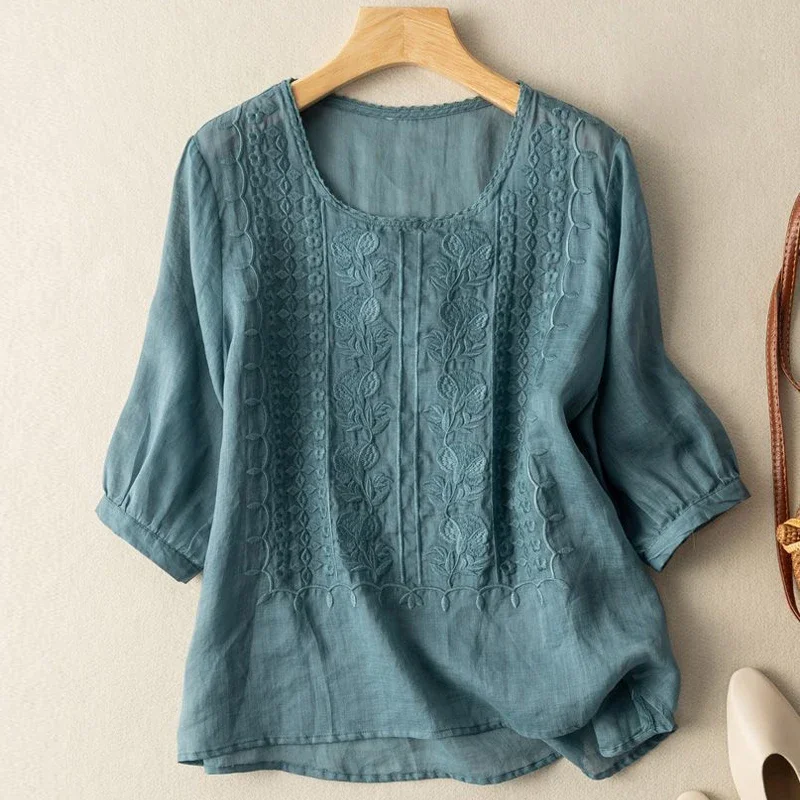 Cotton top women's plus size summer new fashion retro ethnic style imitation cotton and linen embroidery thin casual shirt D281