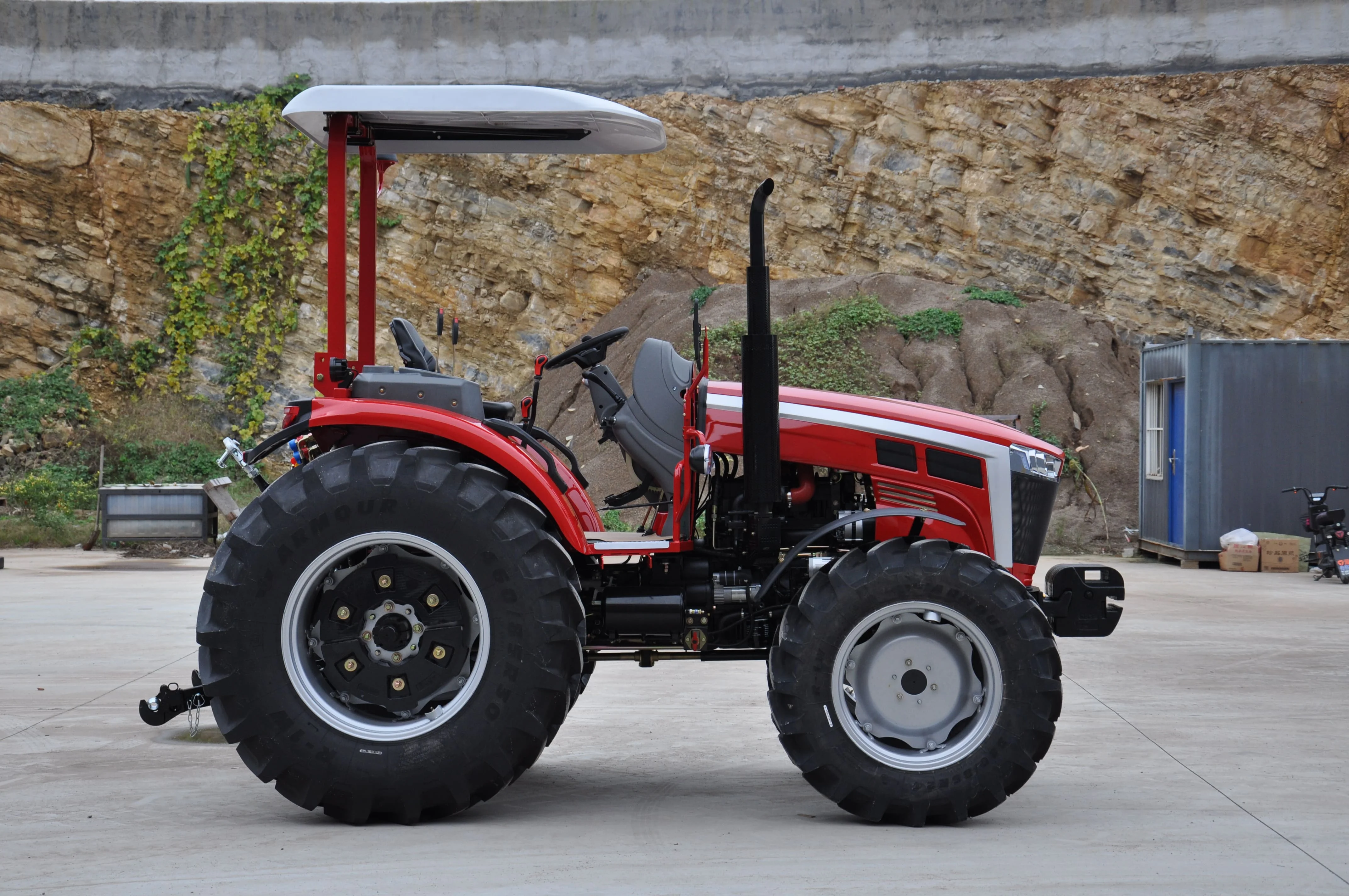 New Factory Brand 90HP Canopy Wheel Tractor 4WD Farm Gear Drive Core Engine Gearbox Motor  Engine Long Service Life High