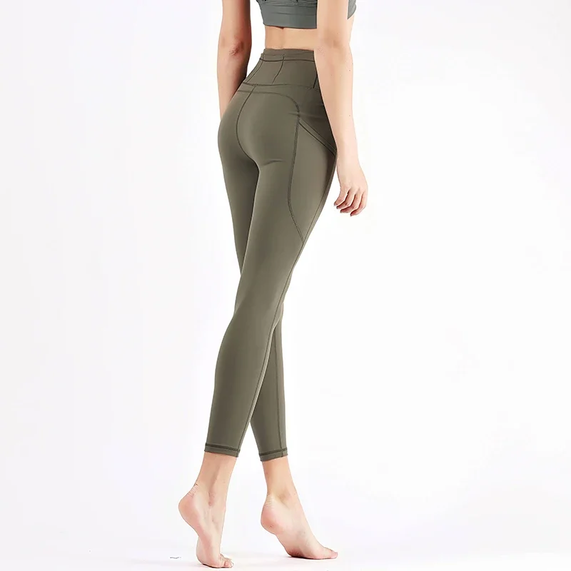 

2025 женские тонкие телесные бесшовные брюки для бега с высокой талией для йоги, эластичные дышащие влагоотводящие леггинсы с подтяжкой ягодиц