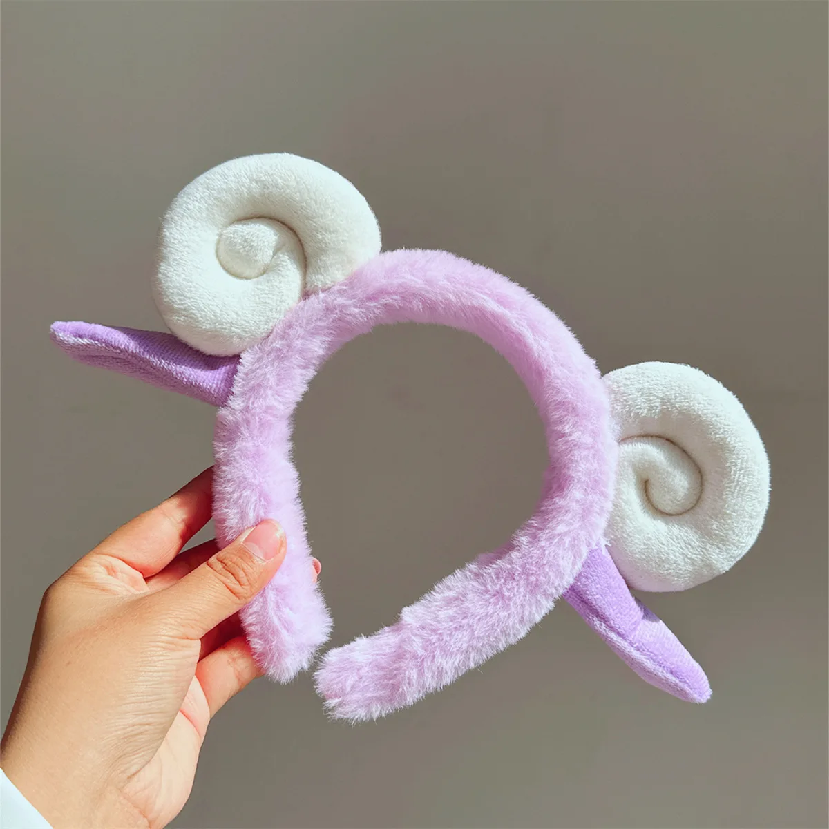 Cute Fashion Cartoon Plush Sheep Horn Headband Women Wash Face Hair Hoop Headwear Girls Kid Hairband Headdress Accessories