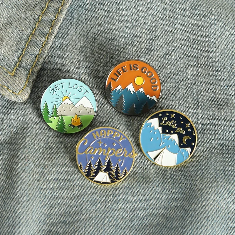 Cartoon Landscape Brooch Snow Mountain Pine Tree Pattern Round Metal Badge Wholesale Bag Pins for Backpacks Decorative Brooches