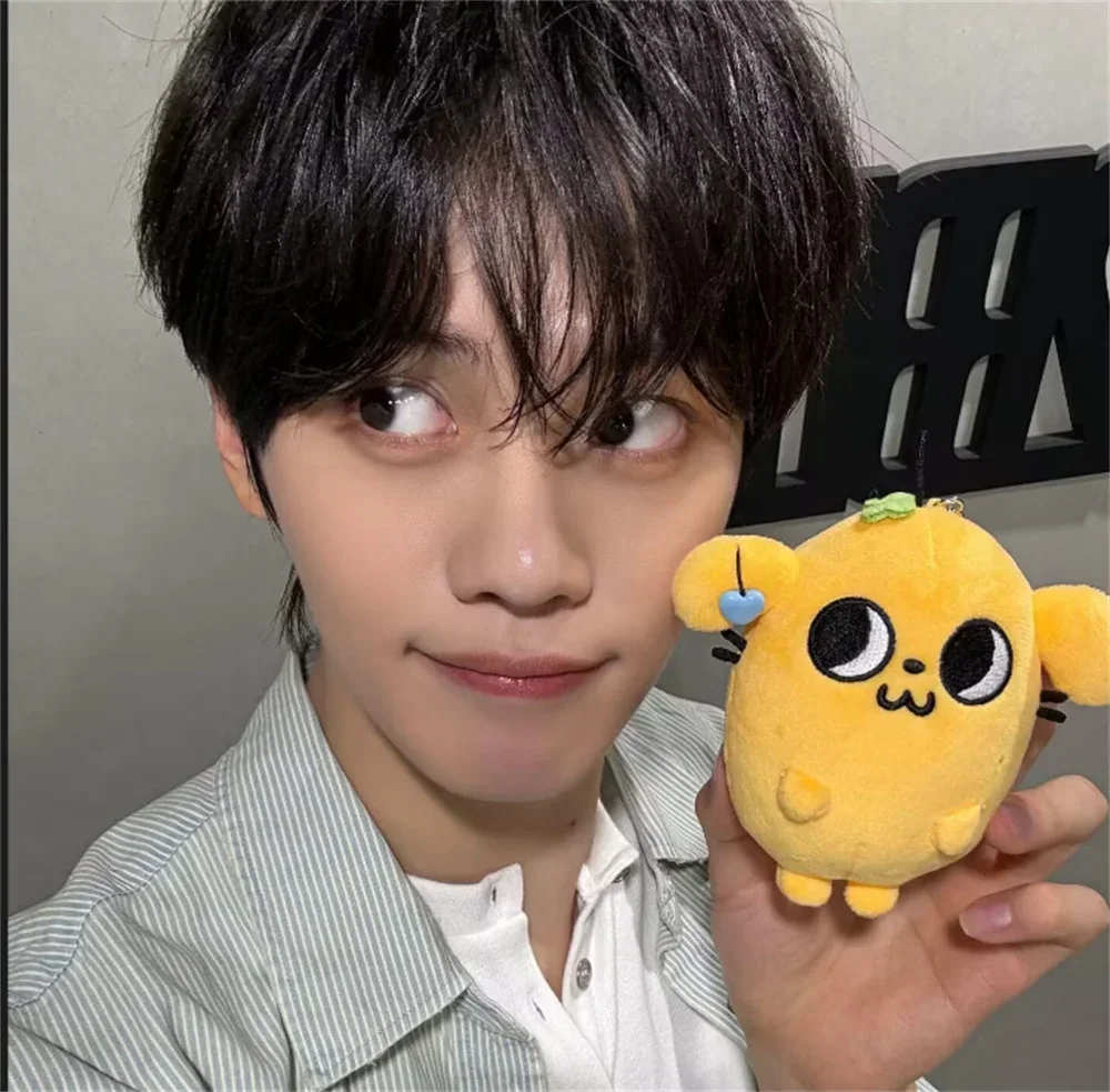 12cm Plüsch-Schlüsselanhänger AND2BLE Zhanghao RICKY HAN YUJIN Fans POP UP 3D Cartoon PP Baumwolle Weich Geprägtes Plüschtier Fans Taschenanhänger – Detail 5