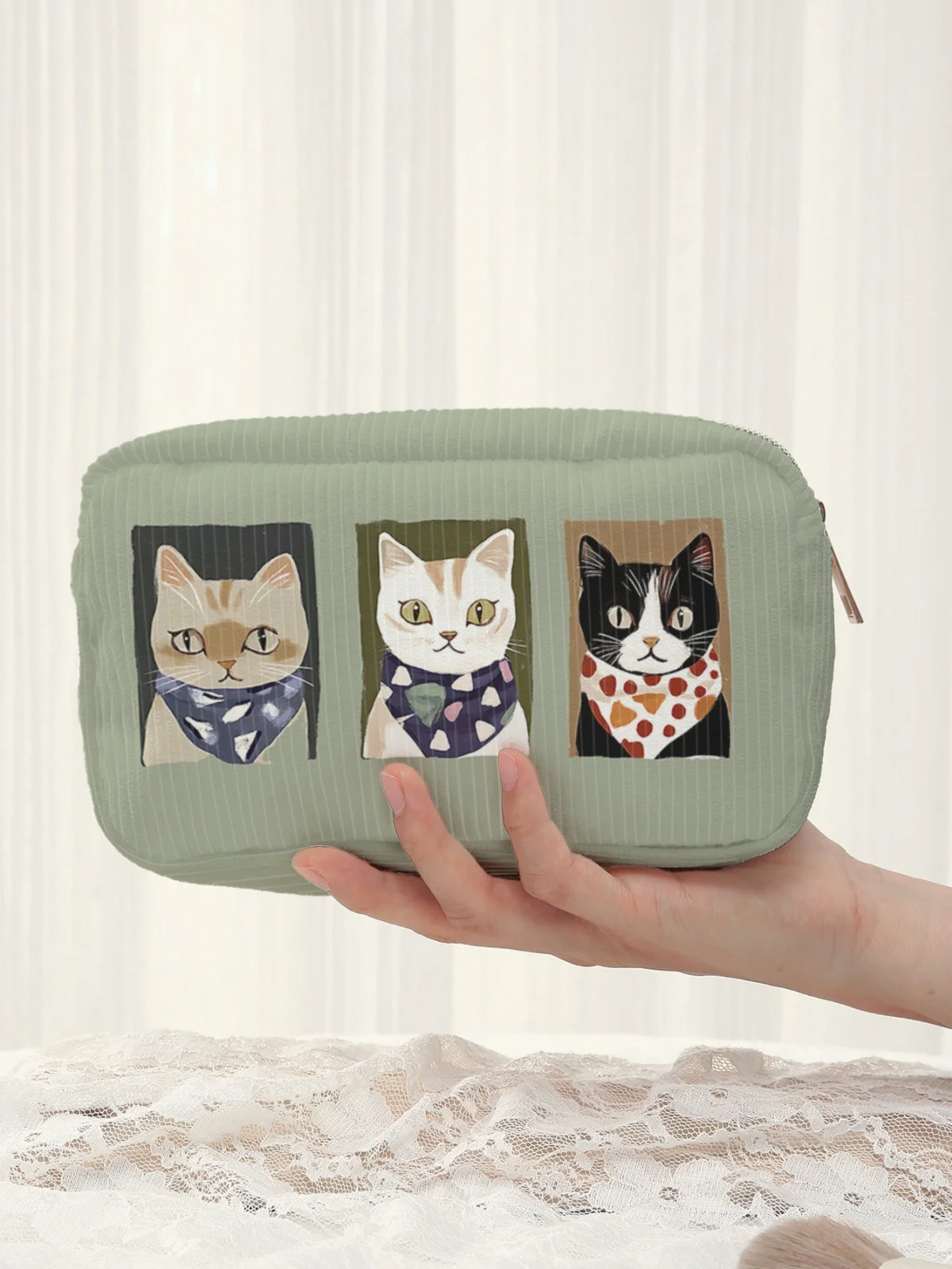 

Artistic oil painting style bow tie cat portrait triple pattern Cosmetic Bag Large Capacity Travel Toiletries Bag Ladies' Makeup