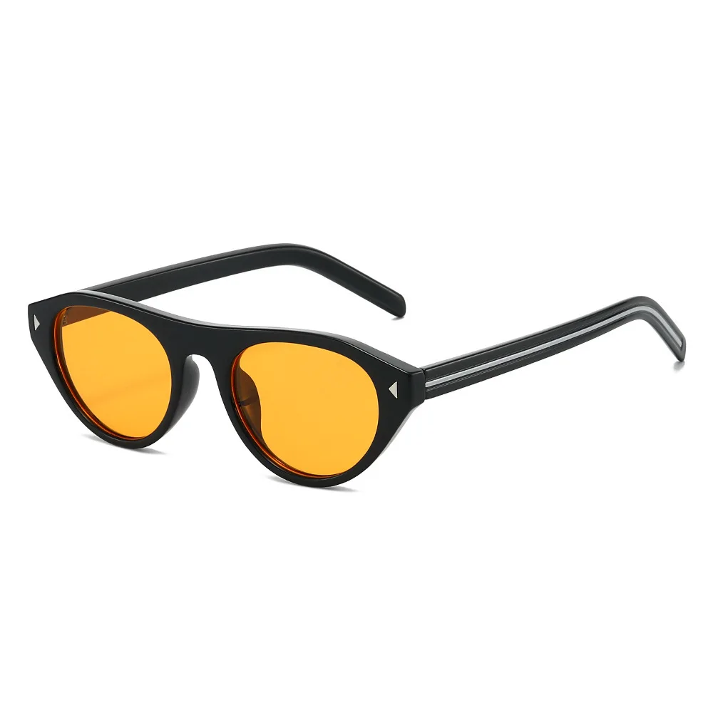 2026 Neue heiße kleine Cat-Eye-Sonnenbrille für Damen – Vintage Dreieck-Nieten-Cateye-Sonnenbrille für elegante Damen in Leoparden- und Schwarztonen