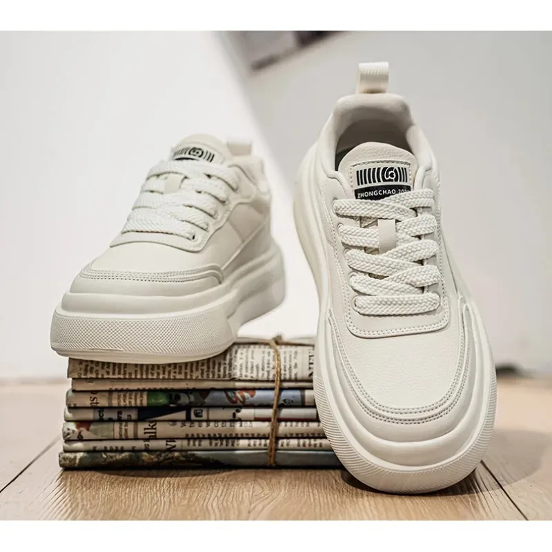 

High-quality Men's Thick-soled Flat-heeled Low-top Round-toe Color-blocked Retro Fashionable Style Plus-size Casual Sneakers