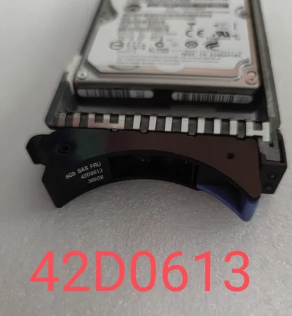

Для нового жесткого диска 42D0612 42D0613 300G SAS 10K 2.5 6G M2 M3