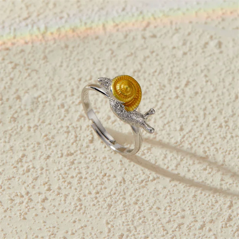 Fashion Snail Rings for Women Parties Dates Jewelry Gifts