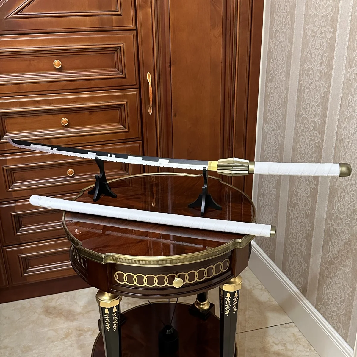 39.3インチ ブリーチ 藤四郎 木刀 刀 カタナ サブレ 忍者刀 オリジナル侍刀 コスプレアクセサリー 小道具 おもちゃ