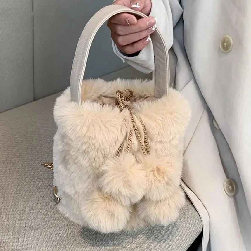 

Hot Sale Fashion Faux Fur Women Chain Crossbody Bag Winter Plush Drawstring Top-Handle Bag Luxury Brand Fluffy Tote Handbag with