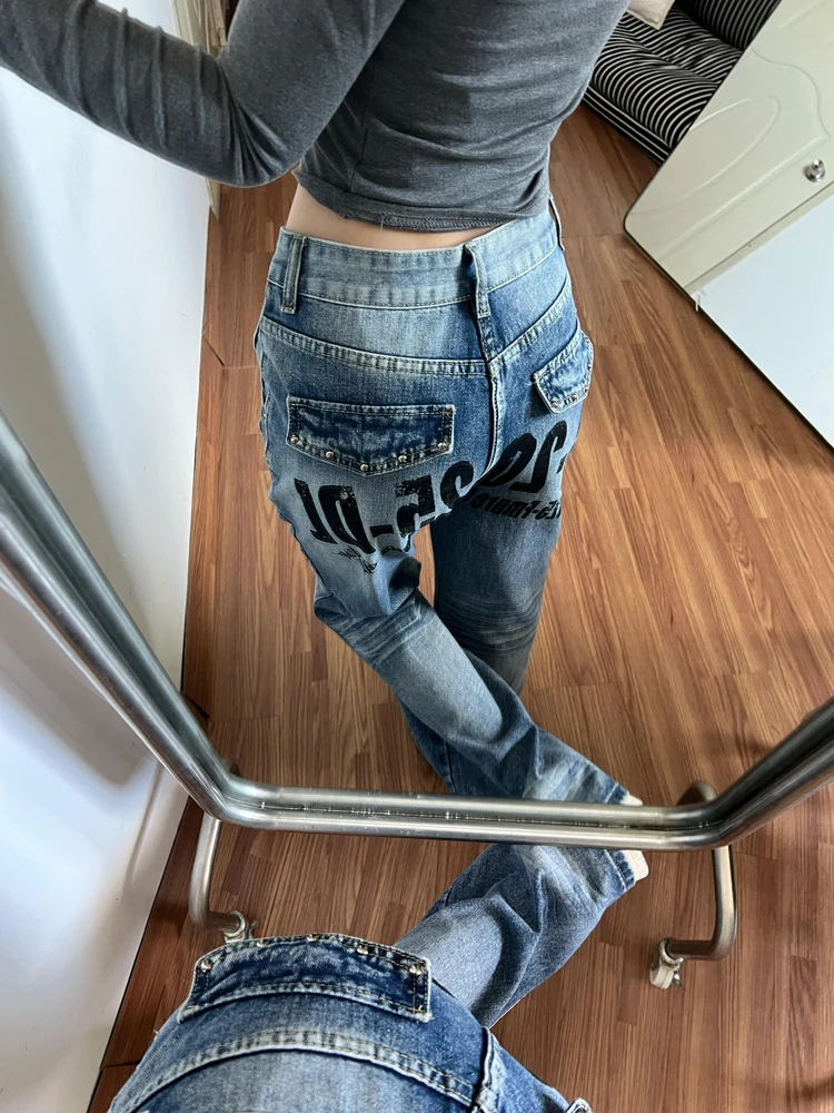 

Джинсы Waed с синим буквенным принтом в американском уличном стиле, женские, осенне-зимние, дизайнерская новинка, укороченные, модный бренд Fla...