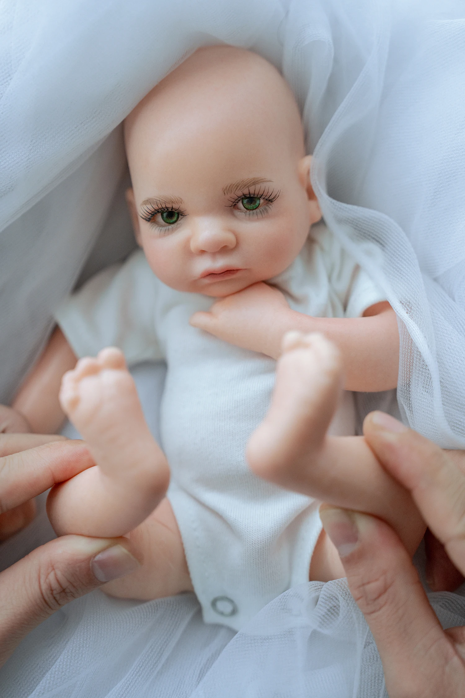 دمية طفل ولد واقعية من السيليكون الناعم بطول 16 بوصة (40 سم) للمواليد الجدد، دمية للعب والجمع مع ملابس لعشاق الدمى