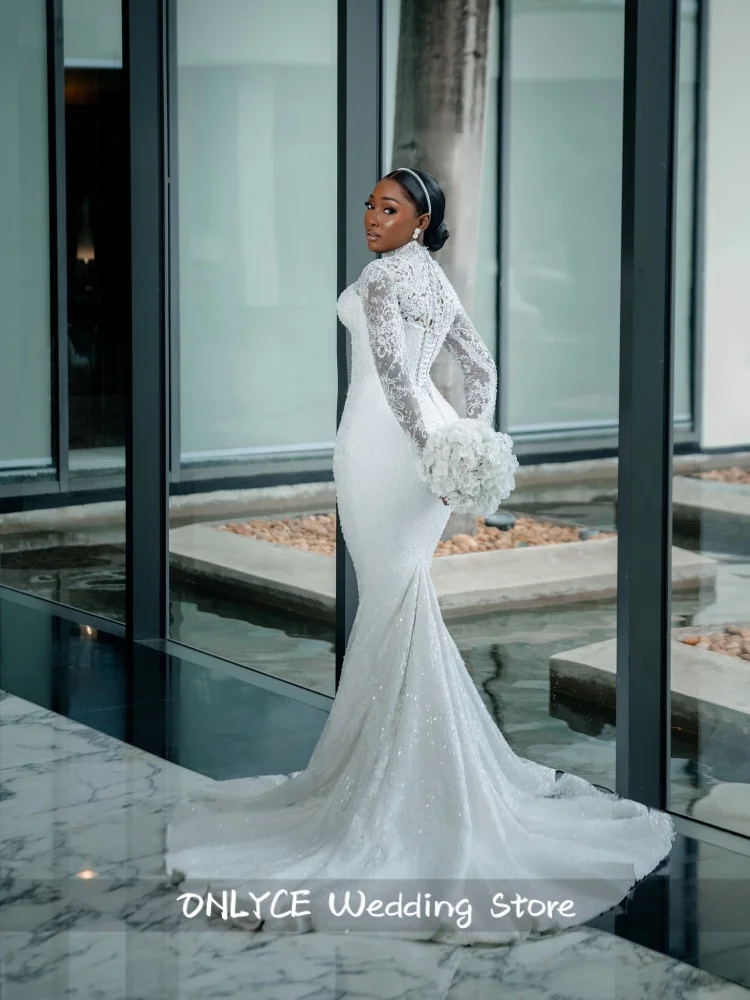 Luxury Lace Mermaid Wedding Dress 2026 With Veil Pearls Long Sleeve Beading Bridal Gown  Elegant Fitted Train Customized