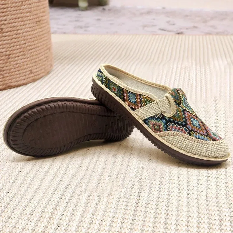 Fashion Women\'s Shoes Ethnic Style Embroidered Linen Breathable Outdoor Casual Slippers Shoes for Women