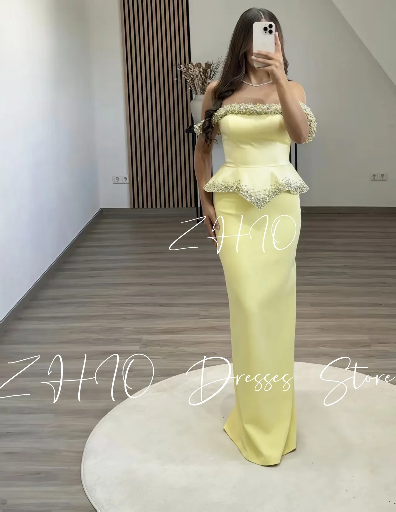 ZHIO Elegantes, mit Perlen verziertes Hochzeitskleid, trägerlos, abgestuft, Meerjungfrau, bodenlang, gelbes Satin, formelles Abendkleid, individuell gestaltet