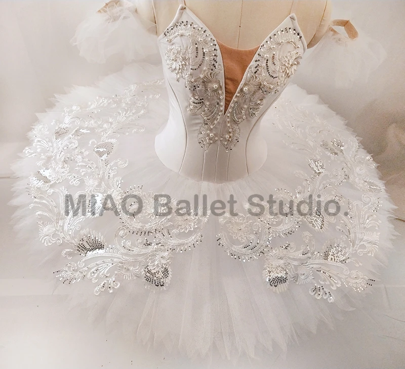 

Gorgeous Swan lake Professional ballet classical Tutu SWAN ballet costume performance tutu girl Competition tailored 0245