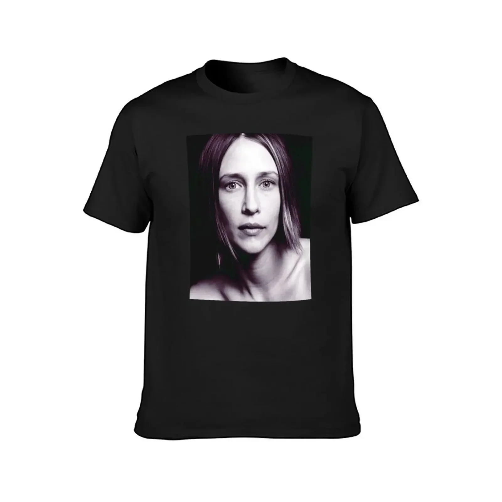 Vera Farmiga T-Shirt summer tops new edition mens fashion