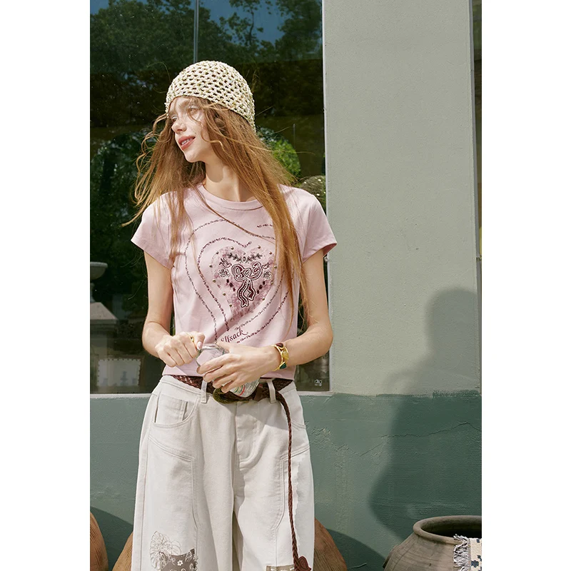 ELFSACK Women's Slim Cropped T-Shirt with Heart Bow Rhinestone Script Graphic Print, Sweet Short Sleeve Heather Tee for Summer