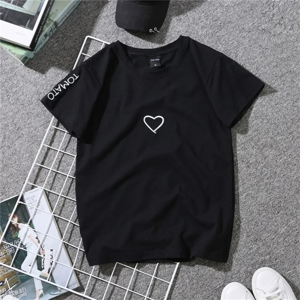 Camiseta feminina com bordado monocromático Love Heart, amantes, casual, tops brancos, feminina, casais, verão, nova