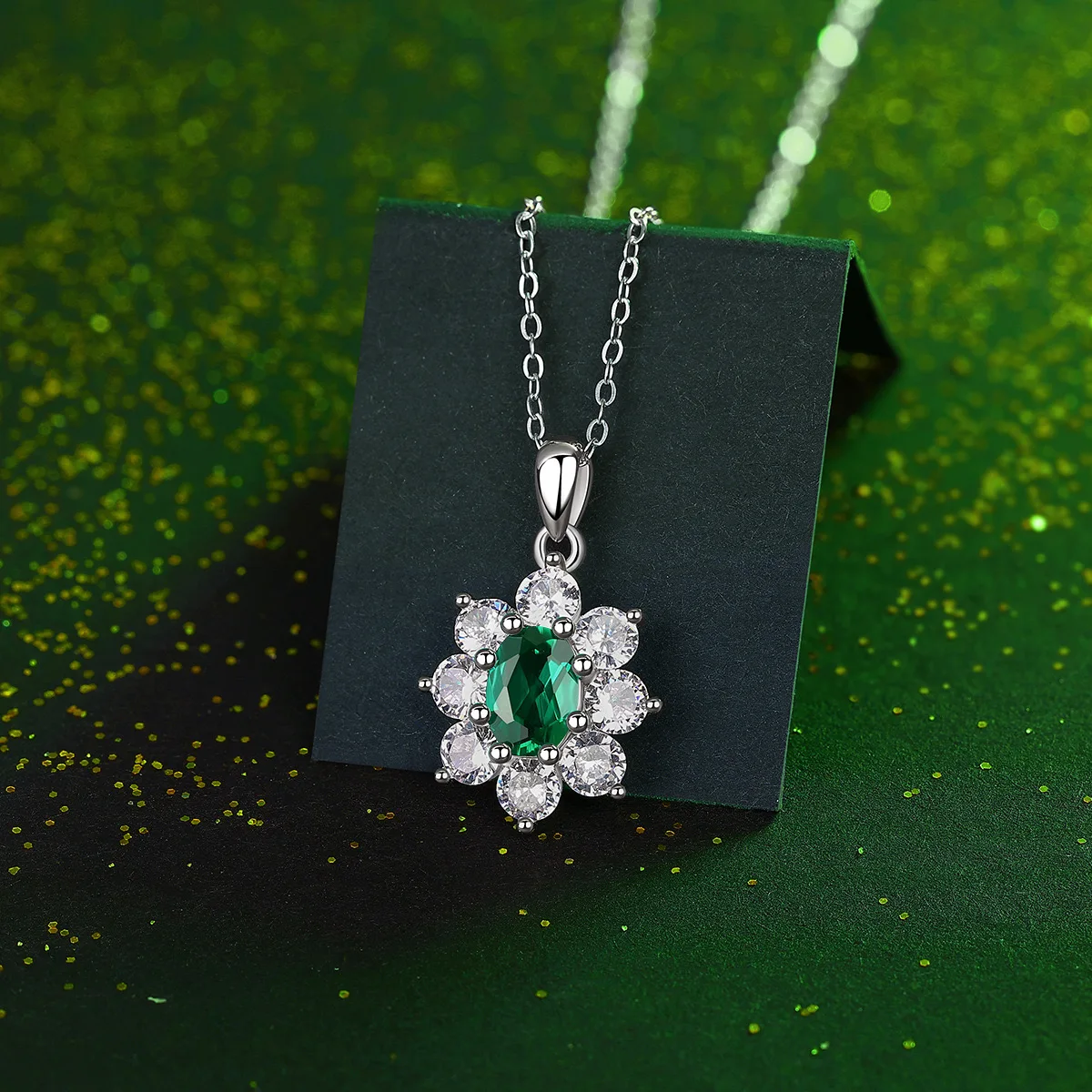 925 Silver 1ct Oval Lab Grown Emerald Necklace Fine Jewelry White Gold Plated Gems Charm Necklaces Wholesale Dropshipping