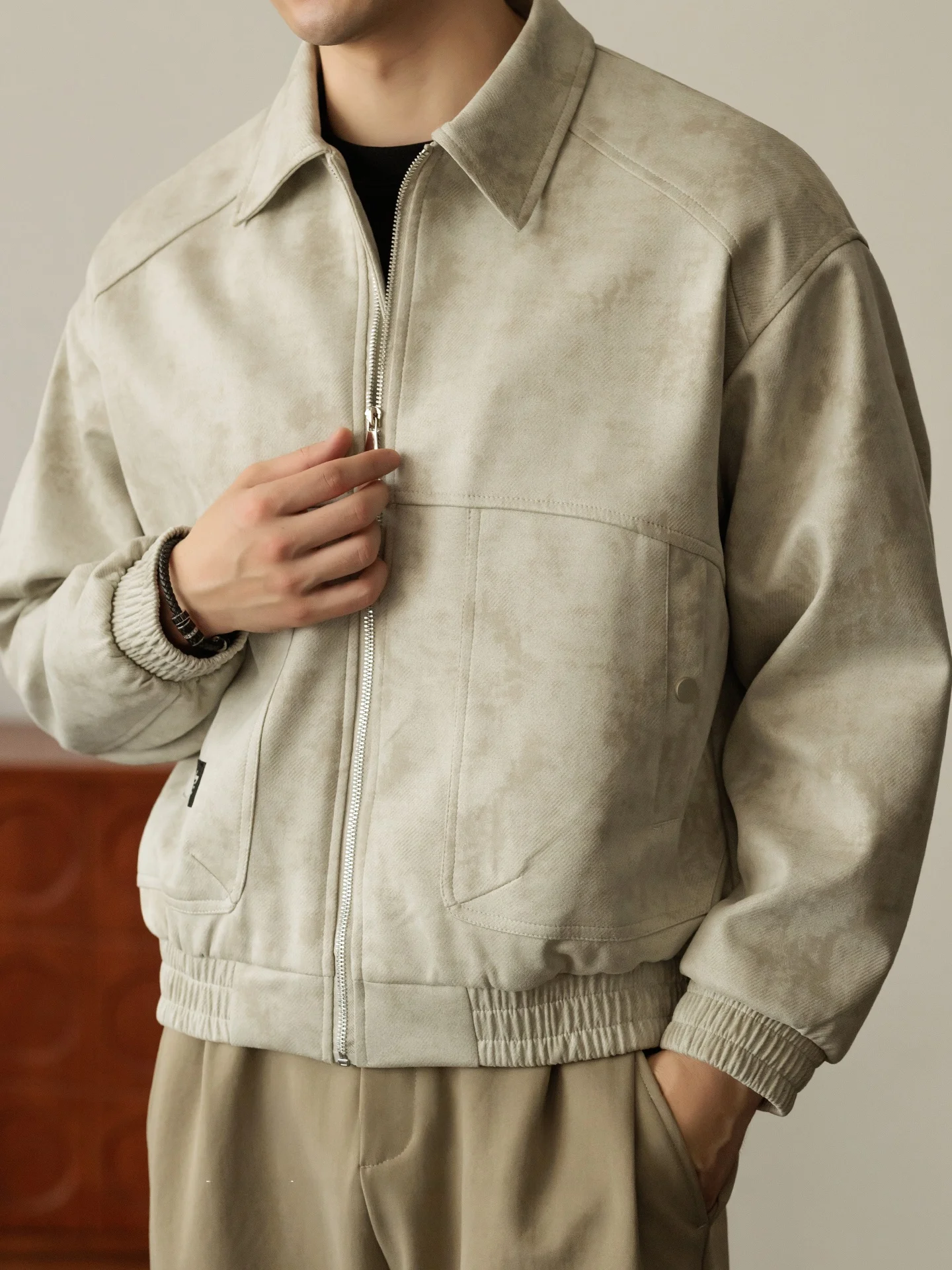 

High-End Suede Jaet Men's Loose Casual Collar up Jaet Autumn Faion Brand Pure Color Print Urban Sle Windproof Thiened