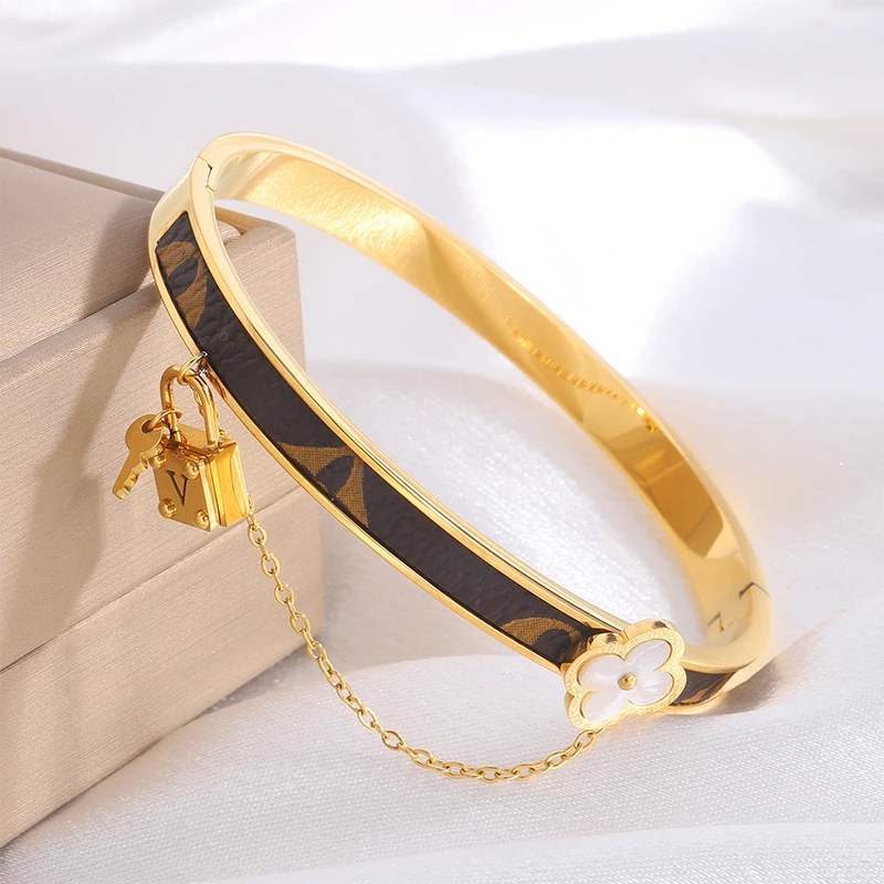 1pcs Fashionable Lock Chain Leather Stainless Steel Personalized Design Versatile Temperament Bracelet