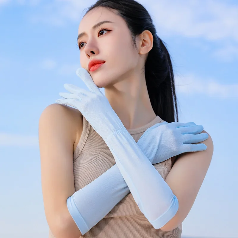 

Ice silk arm protector for women driving, preventing UV in summer and as sunscreen glove sleeve